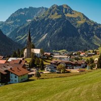 &copy; Martin Erdniss - stock.adobe.com