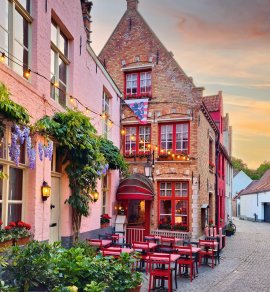  &copy; Jenifoto - stock.adobe.com