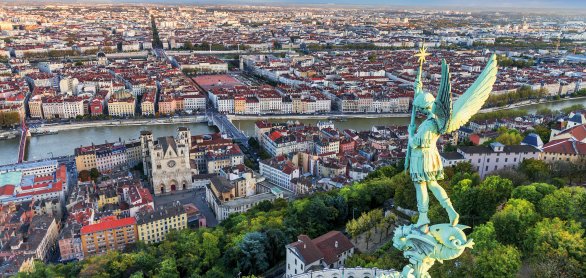 Blick über die Stadt © beatrice prève-fotolia.com