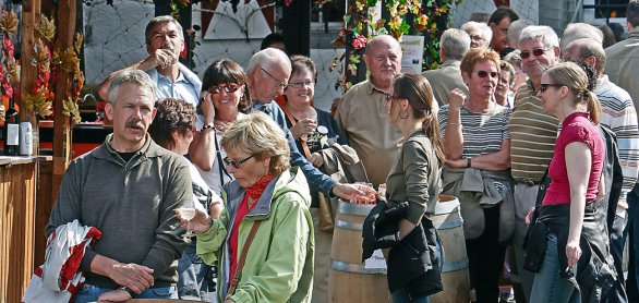 Linzer Weinfest © Stadtentwicklungs- und Touristikgesellschaft Linz am Rhein mbH 
