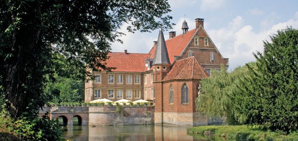 Wasserschloss Hülshoff &copy; Udo Kruse-fotolia.com