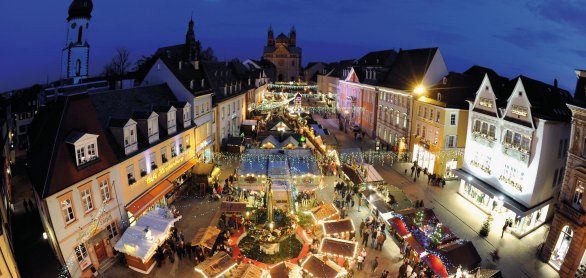 Weihnachtsmarkt in Speyer © Klaus Venus