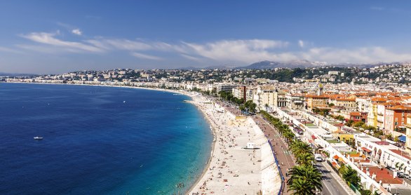 Bucht von Nizza - Promenade des Anglais &copy; andrzej2012-fotolia.com
