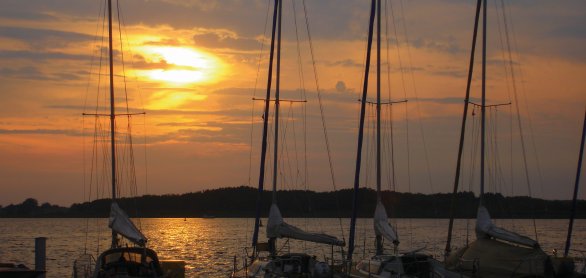 Sonnenuntergang am Müritzsee © Ralf Schmitz-fotolia.com