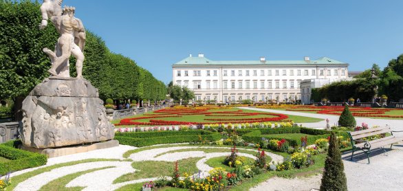 Schloss Mirabell mit Schlossgarten, Salzburg © vichie81-fotolia.com