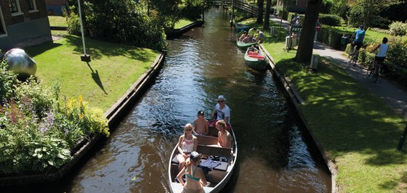 Grachtenfahrt Giethoorn © NBTC/Theo de Witte