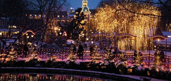 Weihnachtsmarkt im Tivoli © VisitDenmark/Kim Wyon